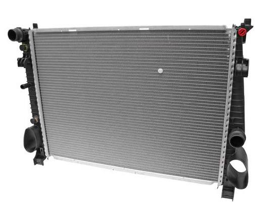 Mercedes Radiator 376712574 - Behr Hella Service